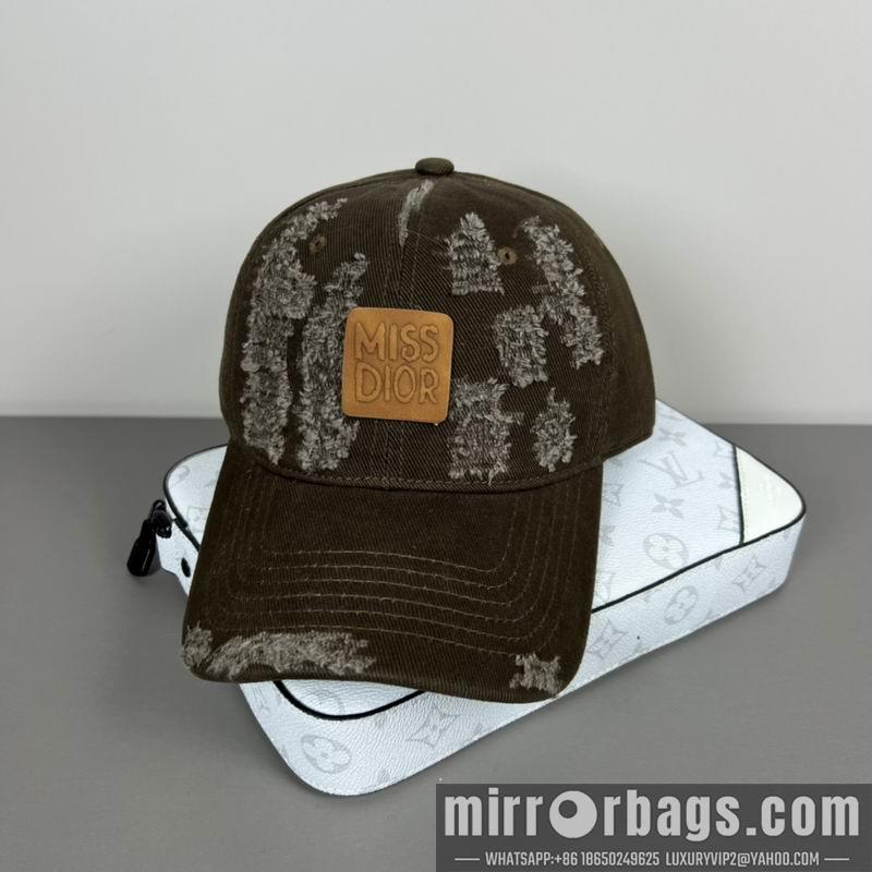 Replica Dior cap dx07