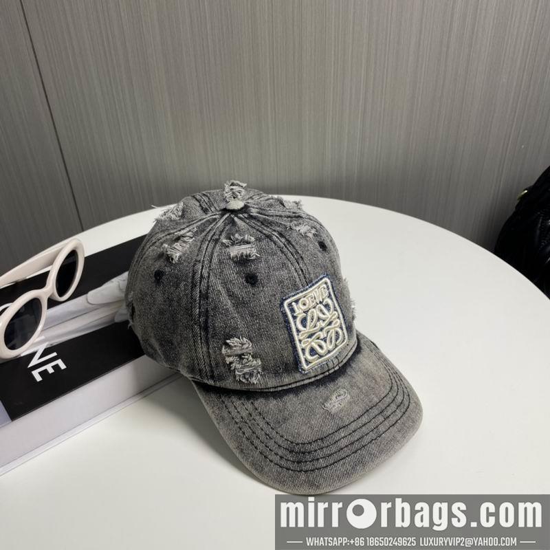 Replica Loewe cap dx50