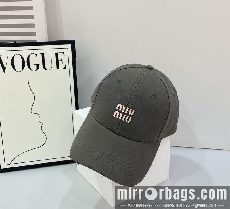 Replica Miumiu cap hm03