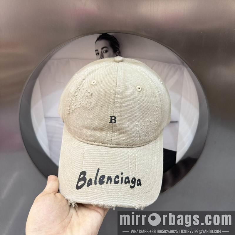 Replica Balenciaga Cap hm40