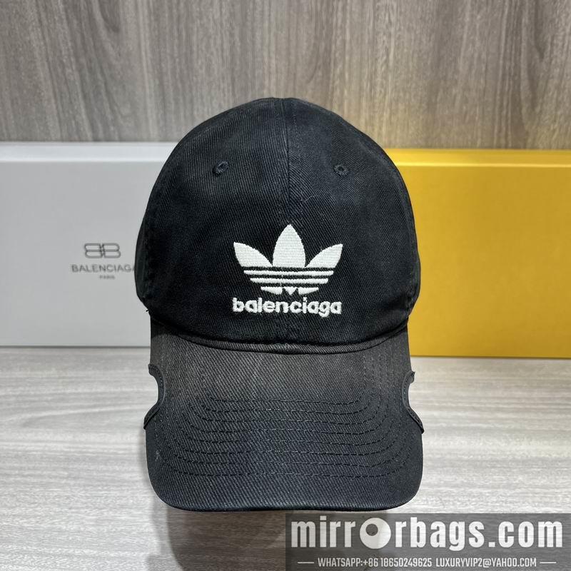 Replica Balenciaga Cap hm39