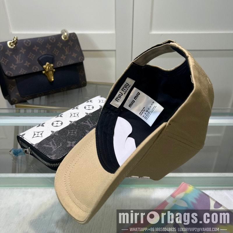 Replica Miumiu cap dx49
