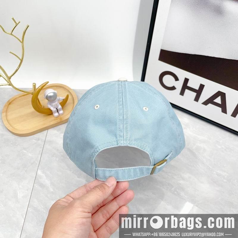 Replica Chanel cap dx38
