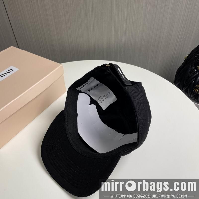 Replica Miumiu cap dx65