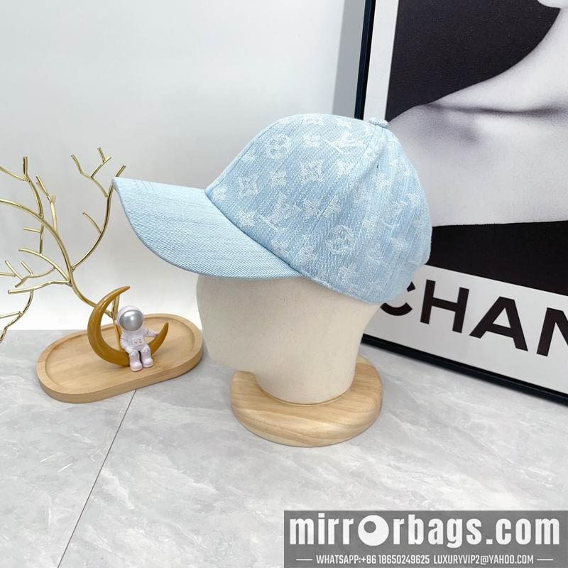 Replica LV cap dx55
