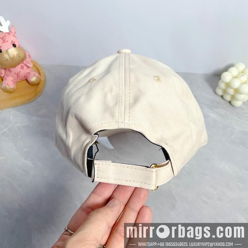 Replica Acne cap dx04