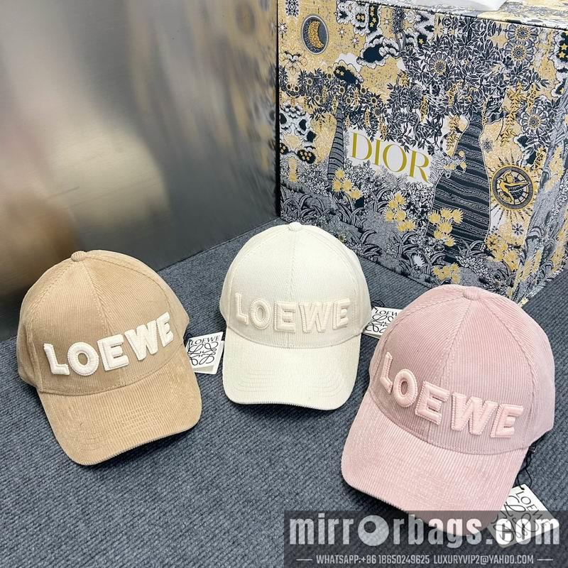 Replica Loewe cap dx30