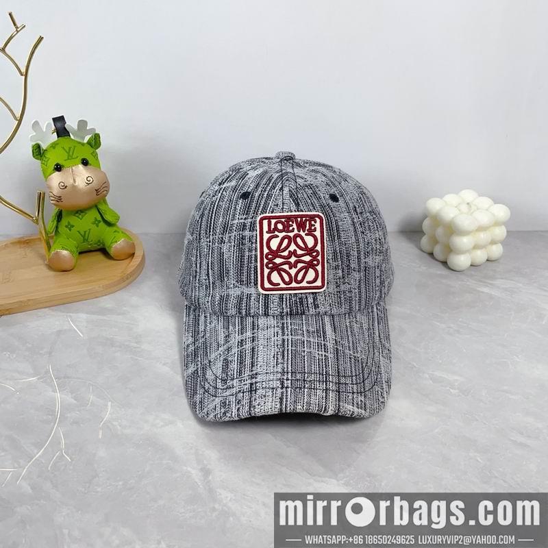 Replica Loewe cap dx27