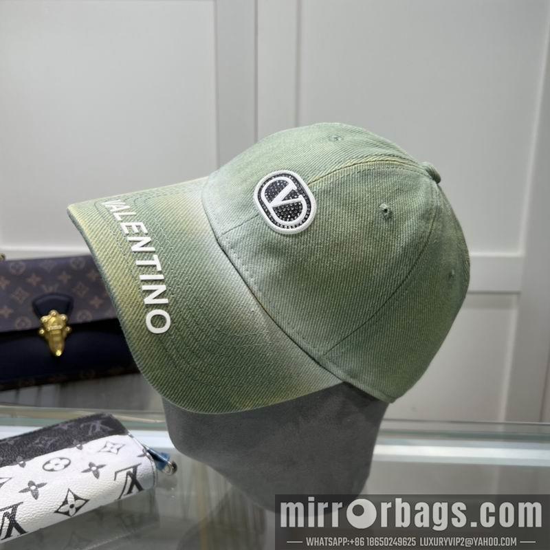 Replica Valentino Hat dx02