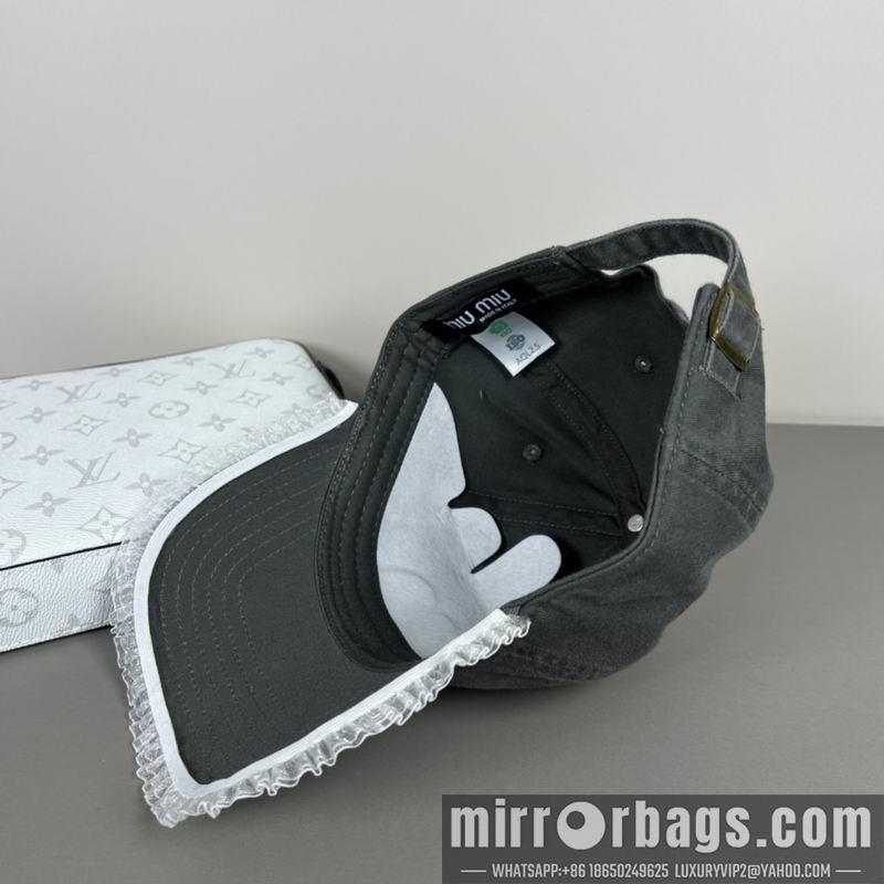 Replica Miumiu cap dx14