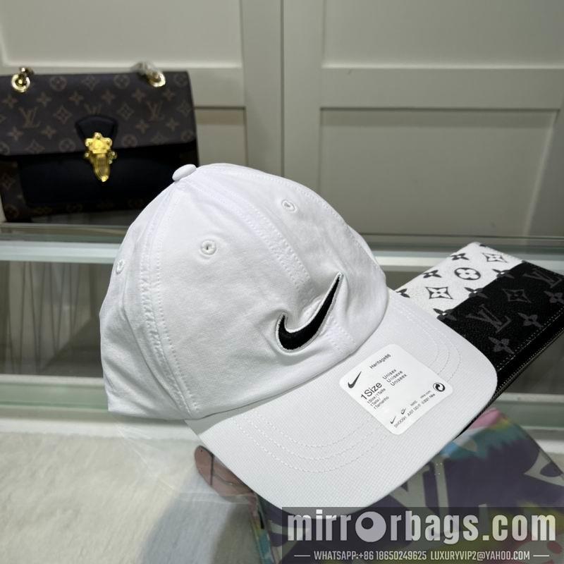 Replica Nike cap dx06