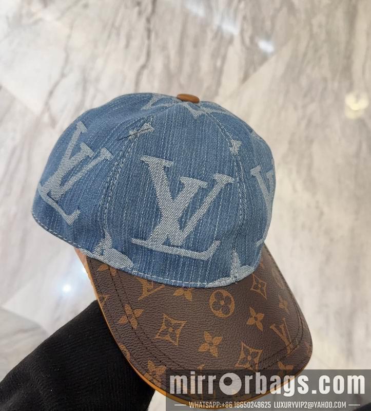 Replica LV cap dx56