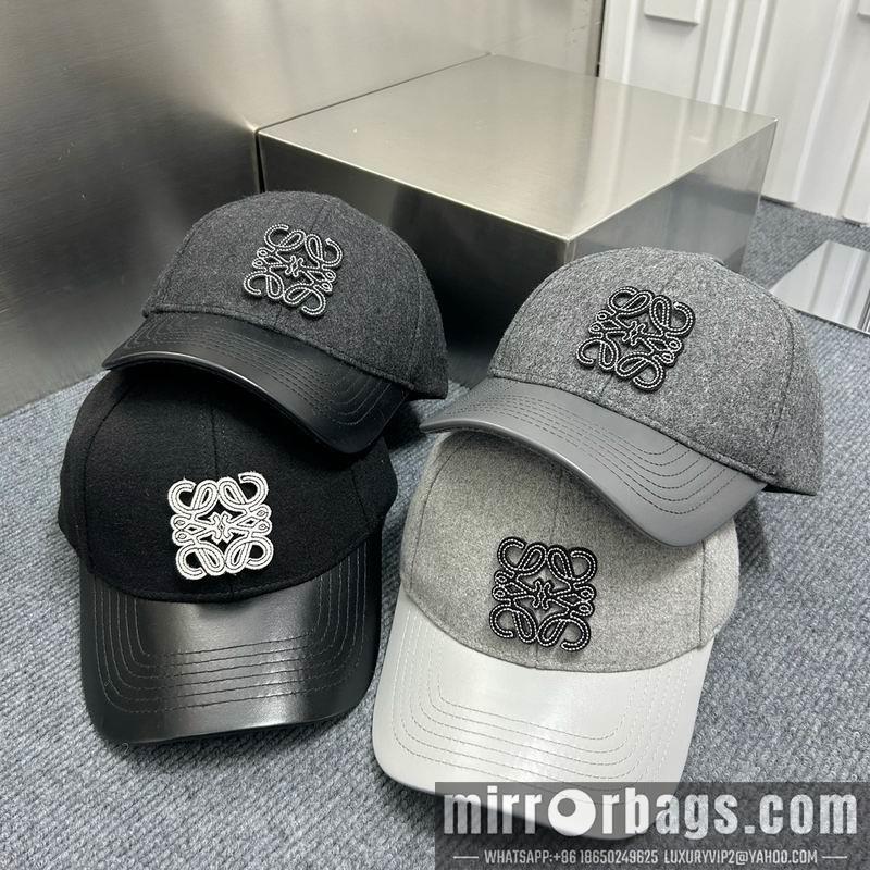 Replica Loewe cap dx35