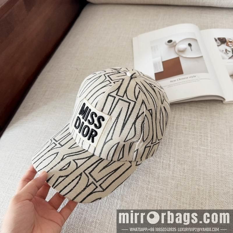 Replica Dior cap dx69