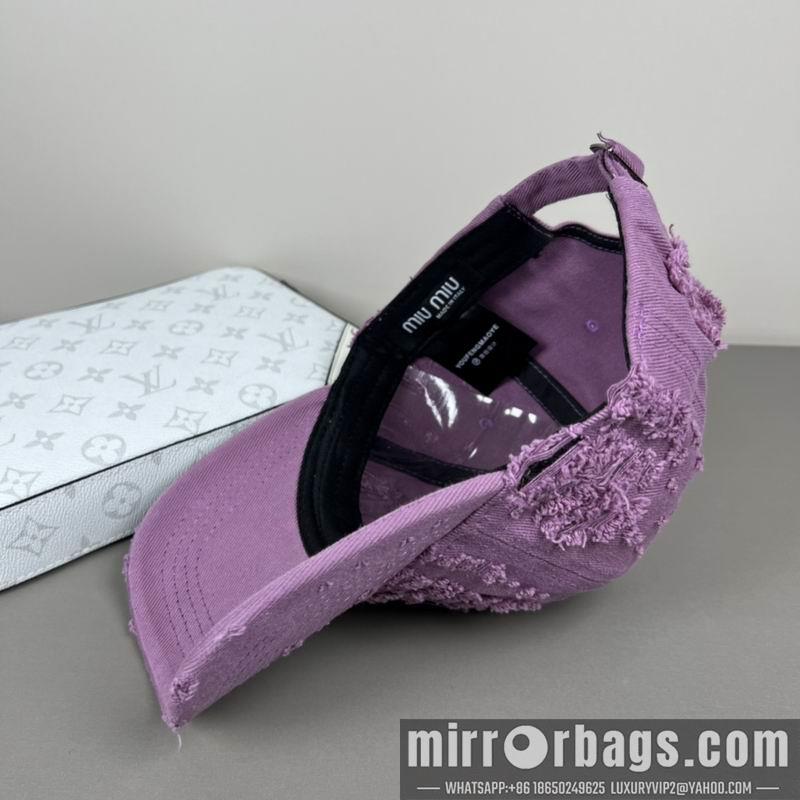 Replica Miumiu cap dx17