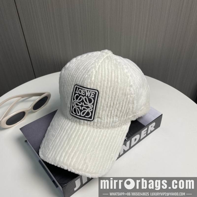 Replica Loewe cap 010401
