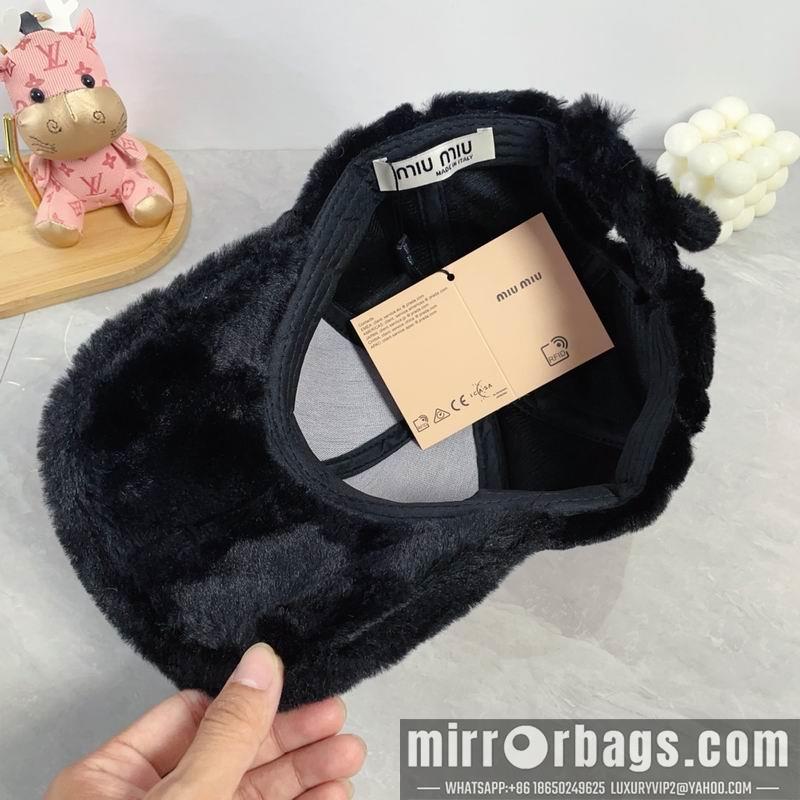 Replica Miumiu cap dx68
