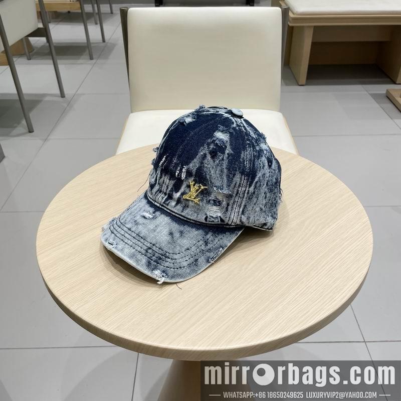 Replica LV Cap 032001