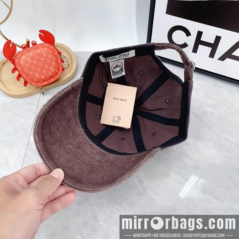 Replica Miumiu cap dx92
