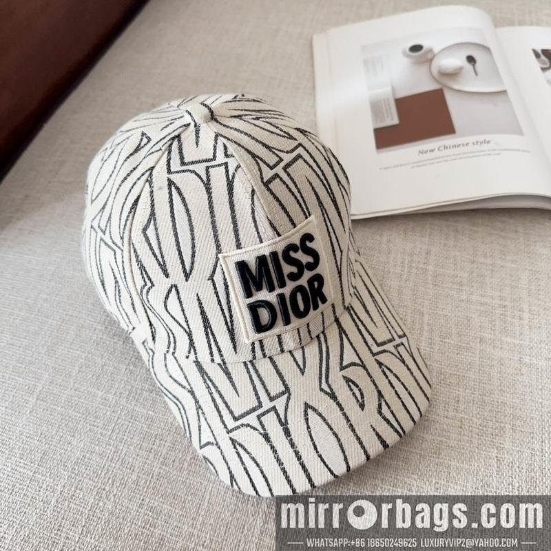 Replica Dior cap dx69