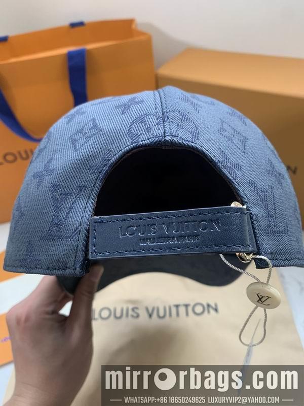 Replica LV cap dx09