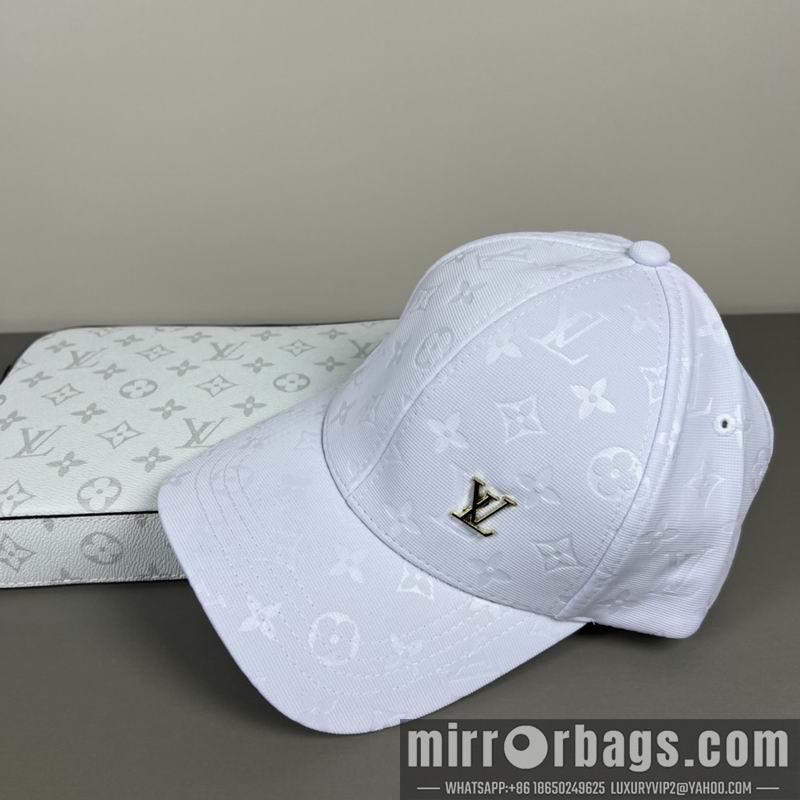 Replica LV cap dx18