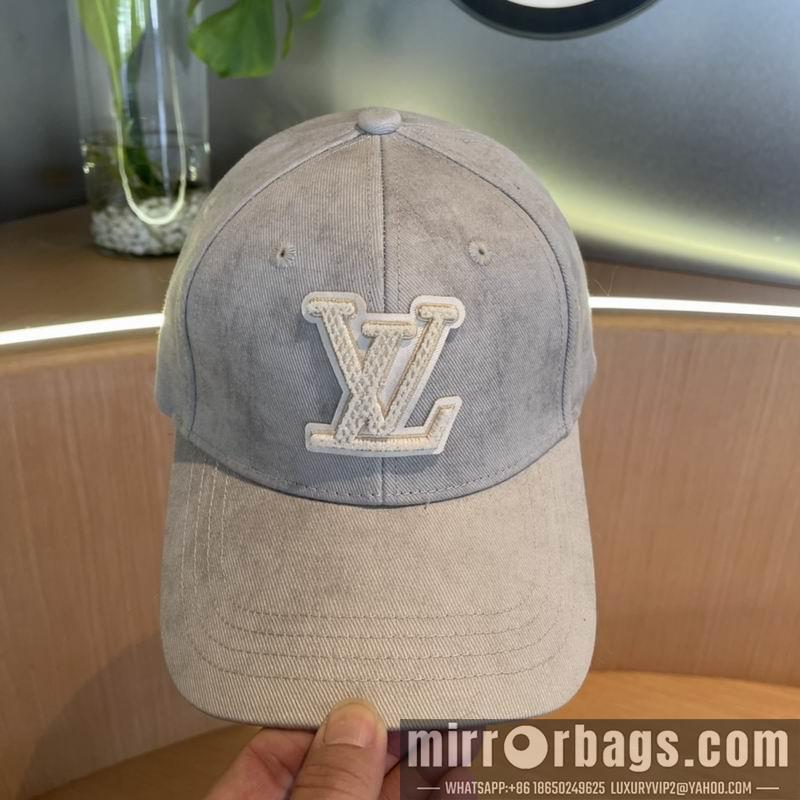 Replica LV cap 121405