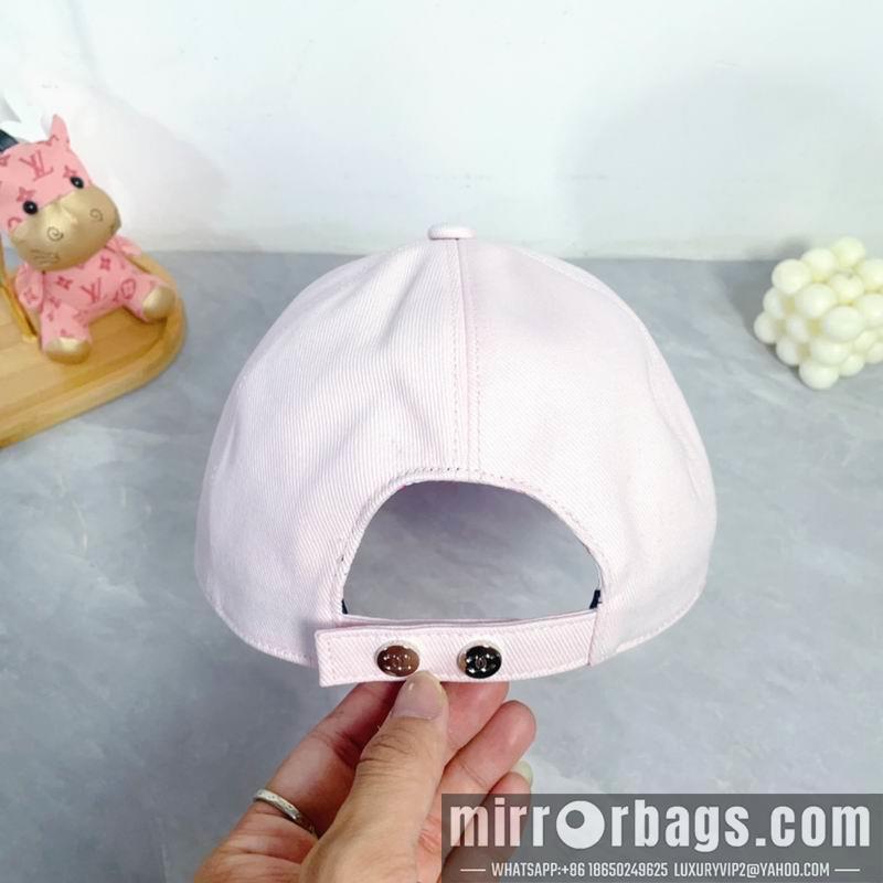 Replica Chanel Cap dx19