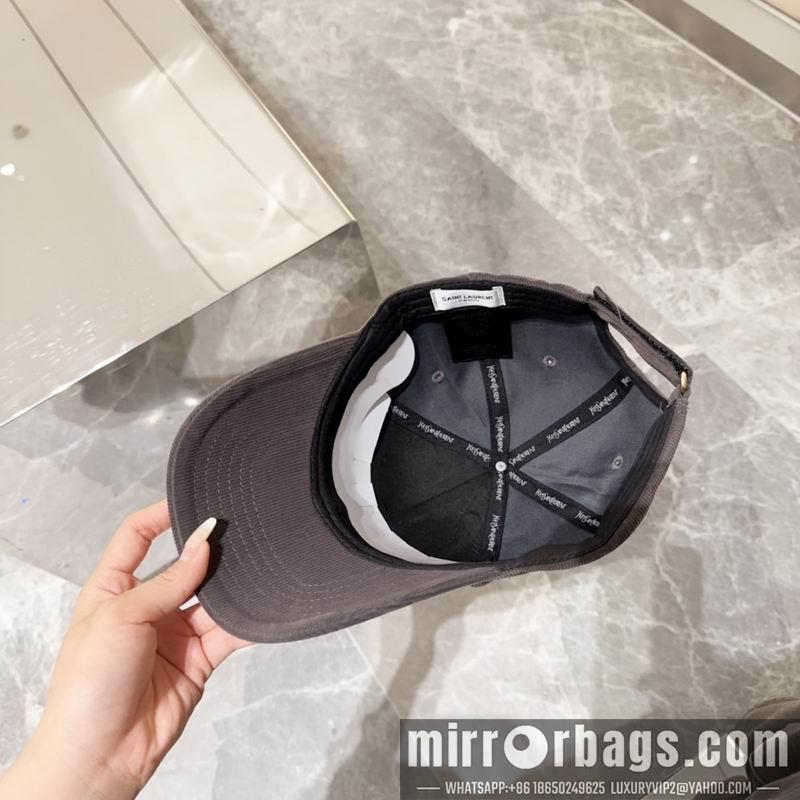 Replica YSL cap 072801