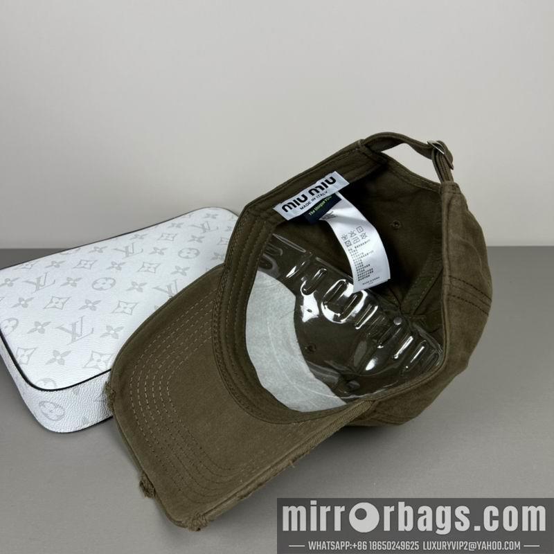 Replica Miumiu cap dx44