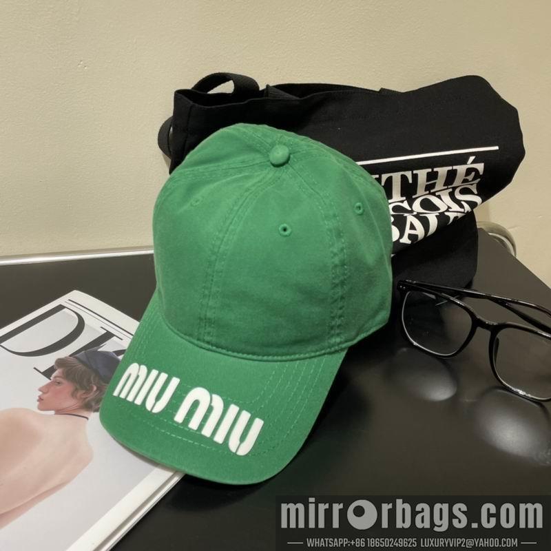 Replica Miumiu cap dx26