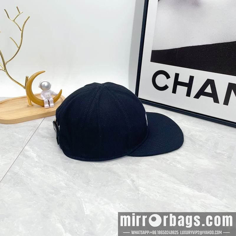 Replica Miumiu cap dx07