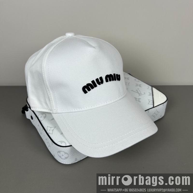 Replica Miumiu cap dx11