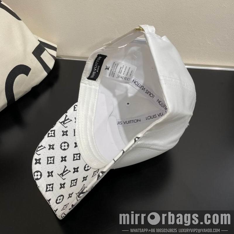 Replica LV cap 122139