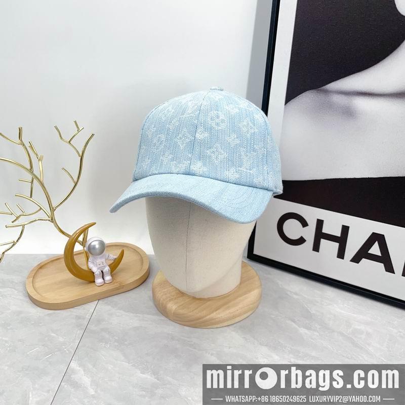 Replica LV cap dx55