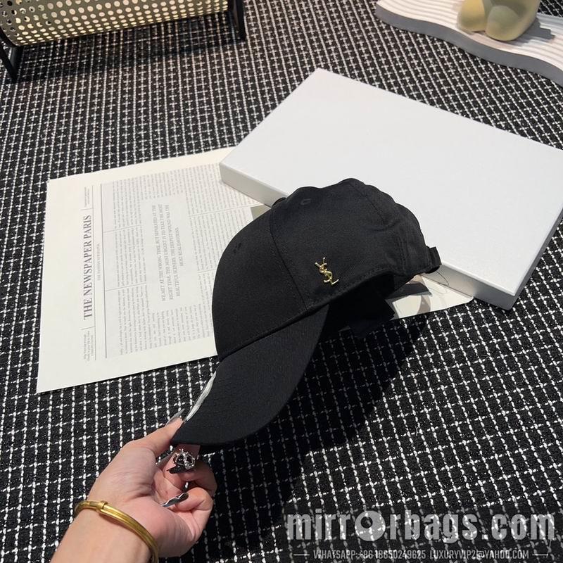 Replica YSL cap dx03