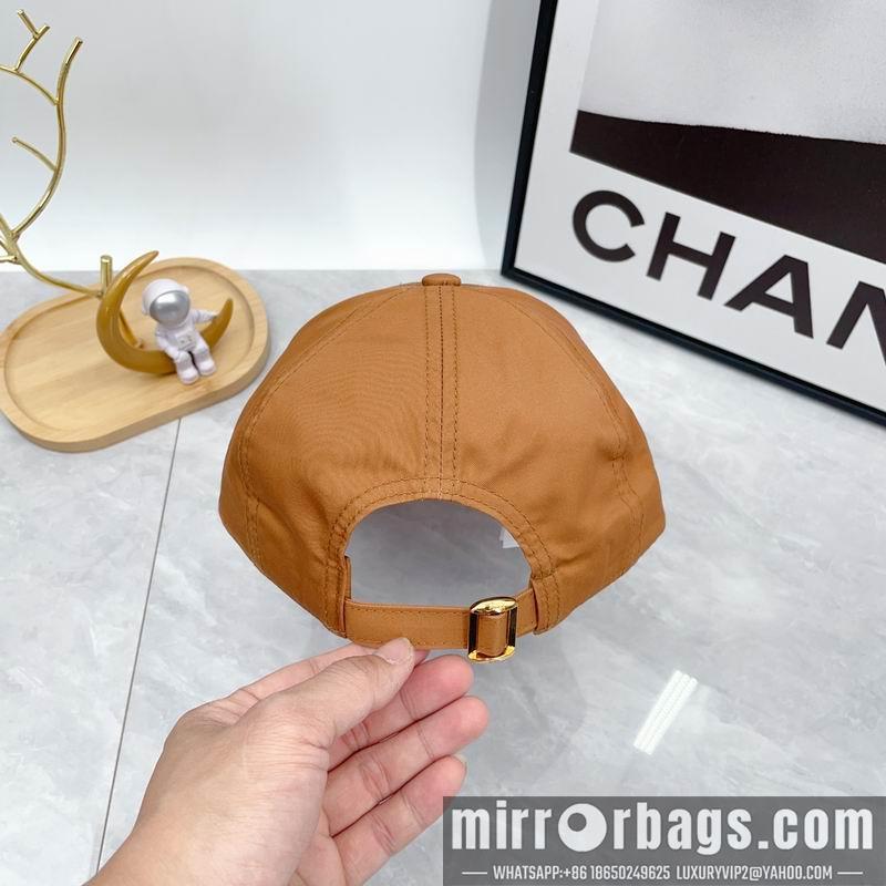 Replica Celine cap dx35