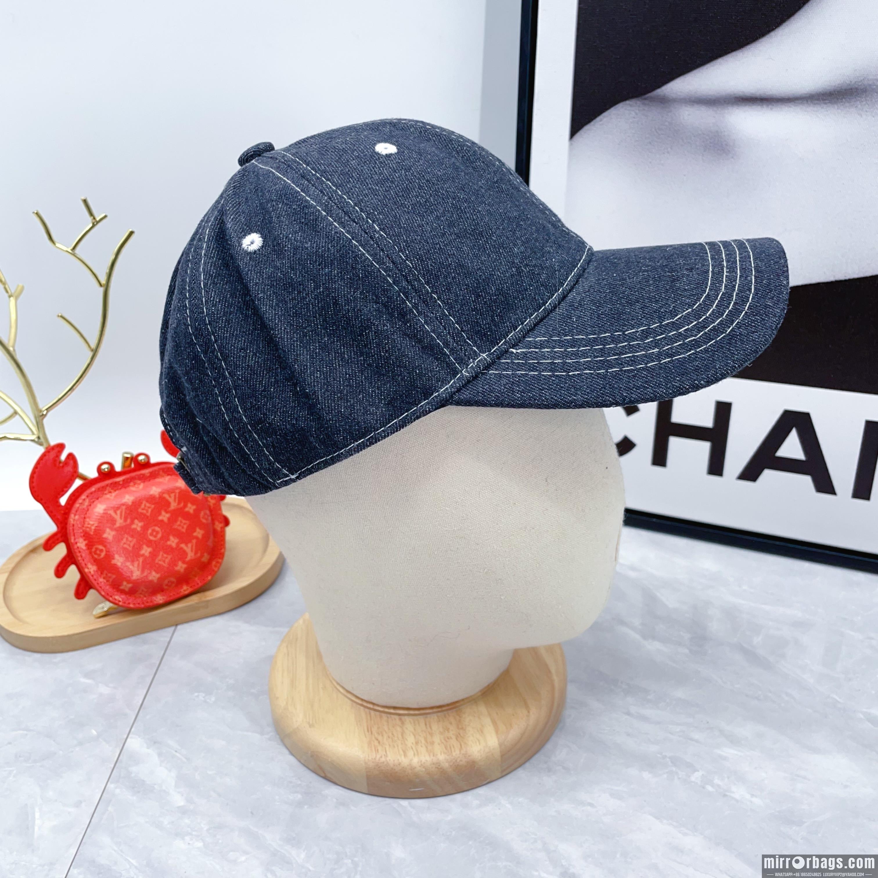 Replica Chanel cap dx01