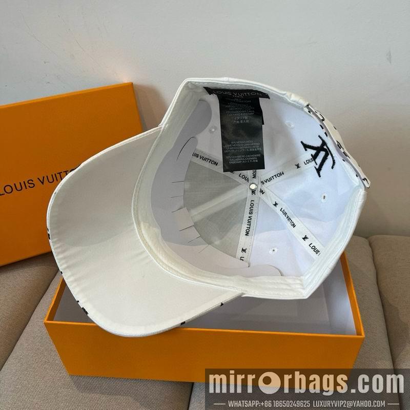 Replica LV cap dx38