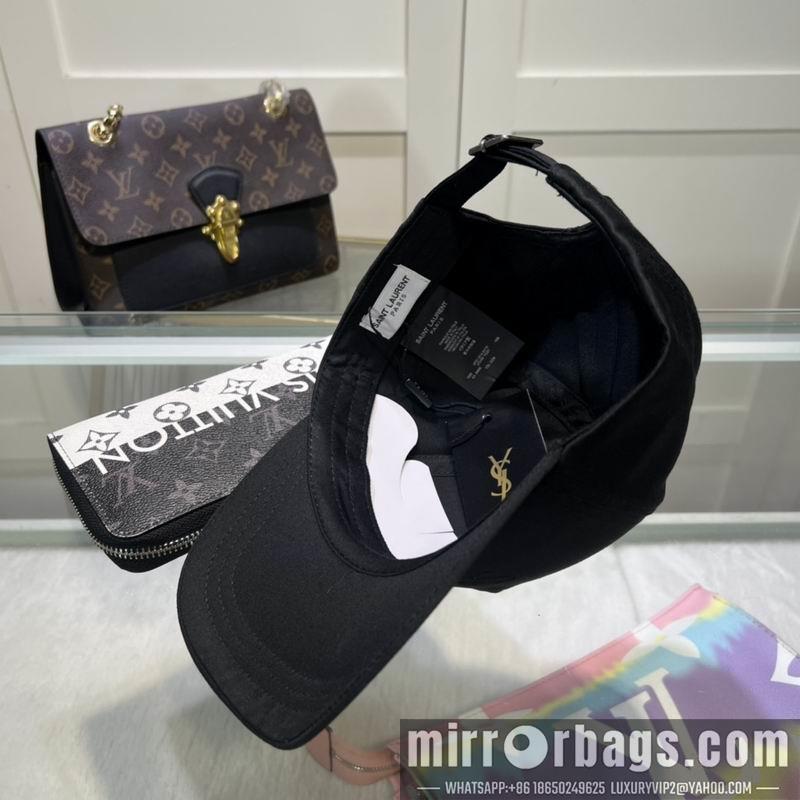 Replica YSL cap dx09