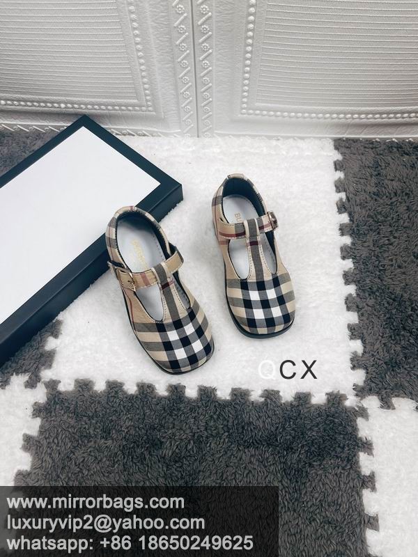 Replica Burbrerry sz26-35CX417