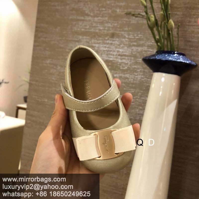Replica Ferragamo sz14-19 3C MMD1101