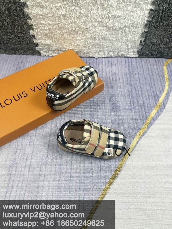 Replica Burbrerry sz26-35CX424