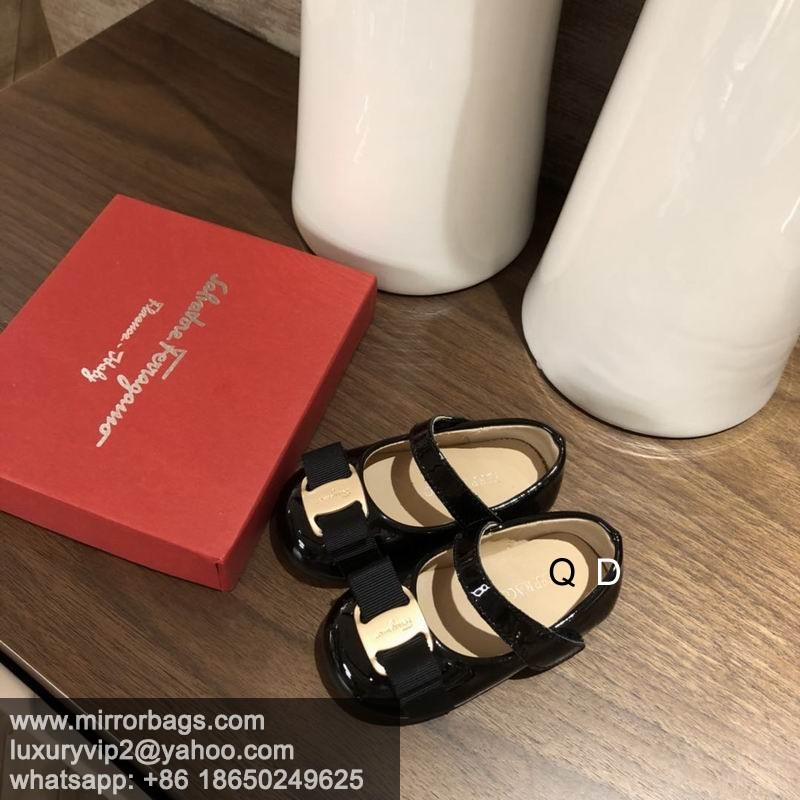 Replica Ferragamo sz14-19 3C MMD1101