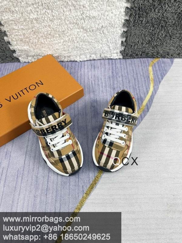 Replica Burbrerry sz21-28CX423