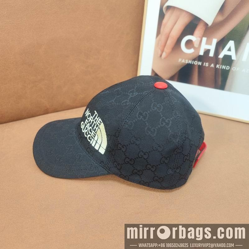 Replica Gucci X The North Face cap dx03