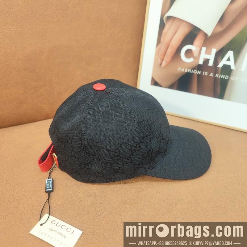 Replica Gucci X The North Face cap dx03