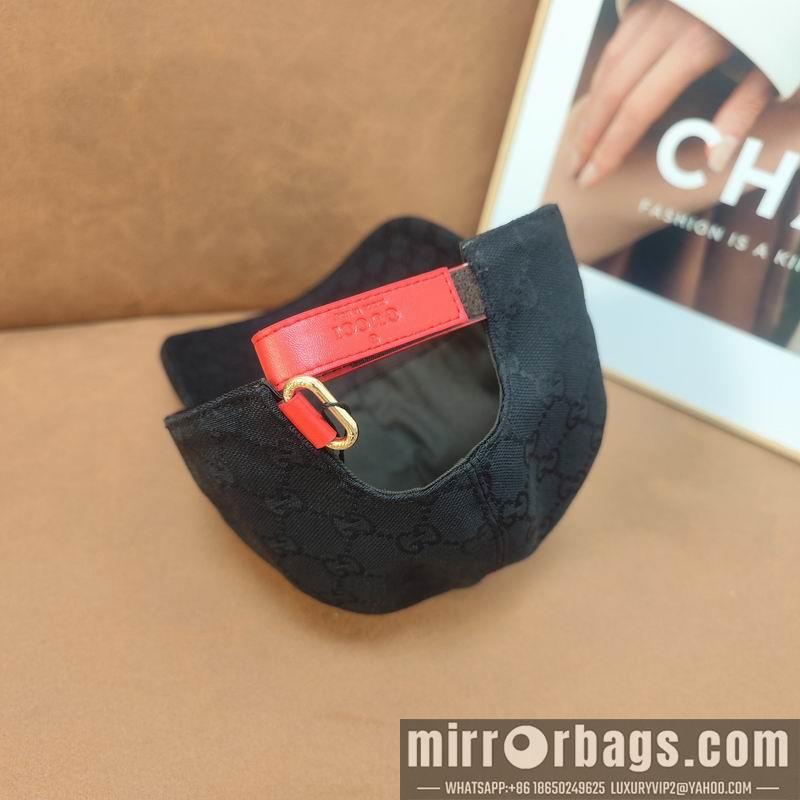 Replica Gucci X The North Face cap dx03