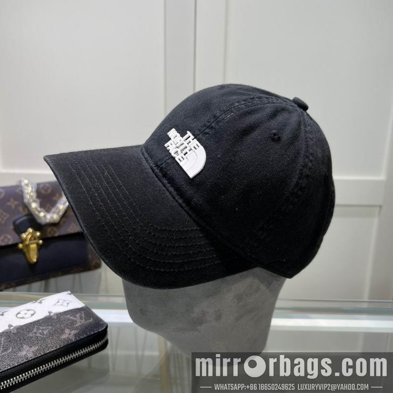 Replica Gucci x The North Face Cap dxn07