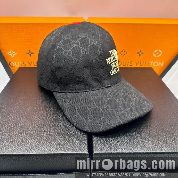 Replica Dior x The North Face Cap dxn11